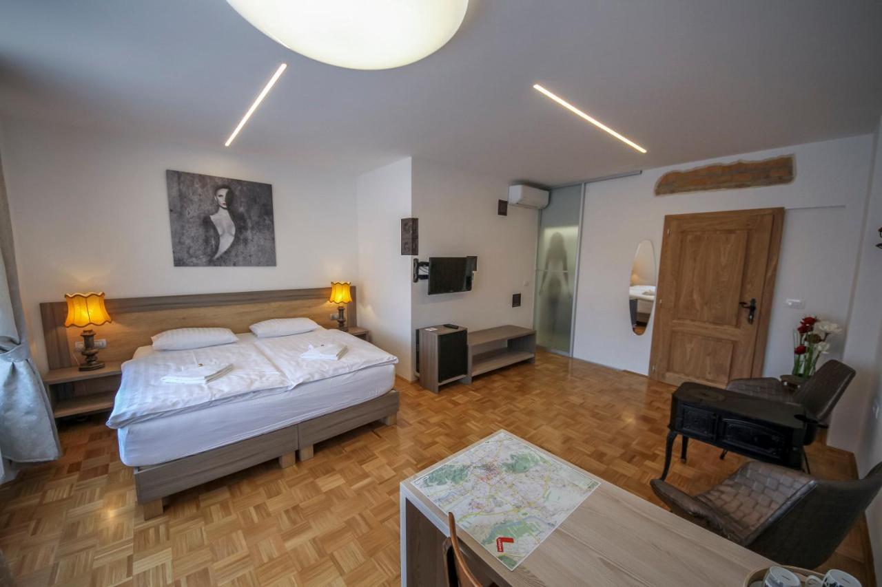 Oh & Guest house Ljubljana